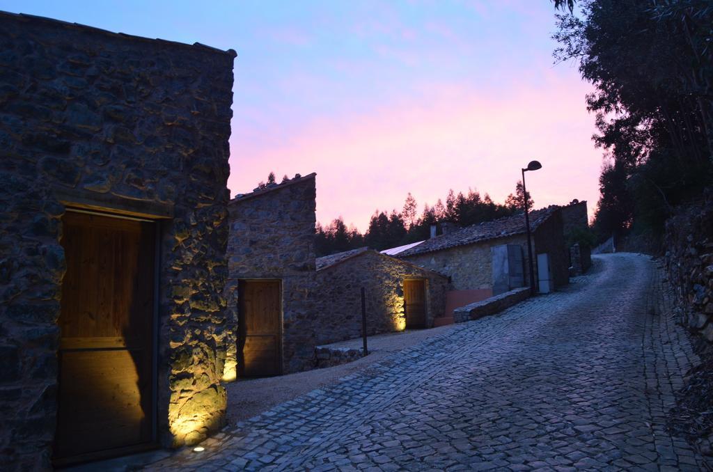 Vale Do Ninho Nature Houses Ferraria de São João Стая снимка